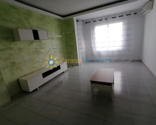 Living room of Flat to rent in Oliva  with Air Conditioner