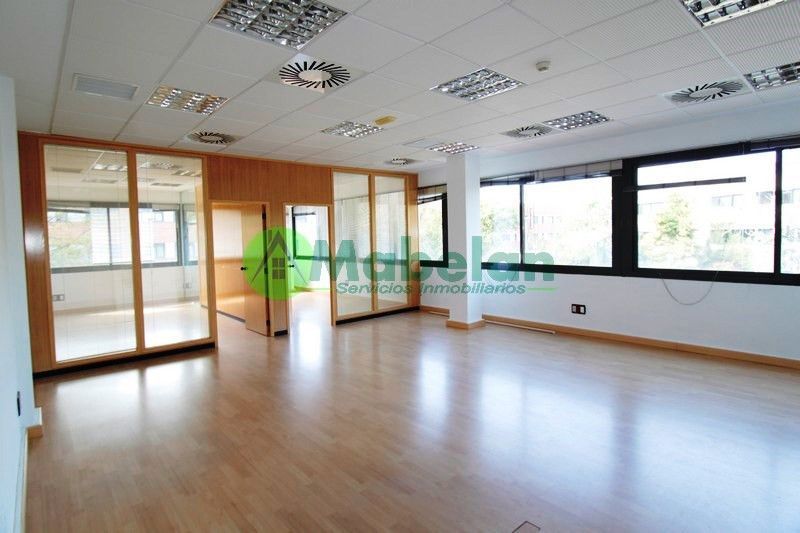 Office to rent in Las Rozas de Madrid  with Air Conditioner, Heating and Furnished