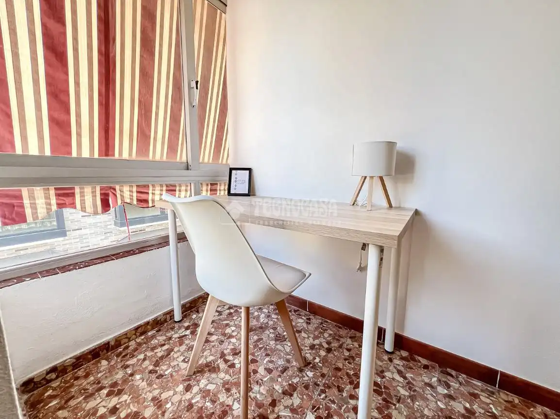 Bedroom of Flat for sale in Málaga  with Terrace and Storage room