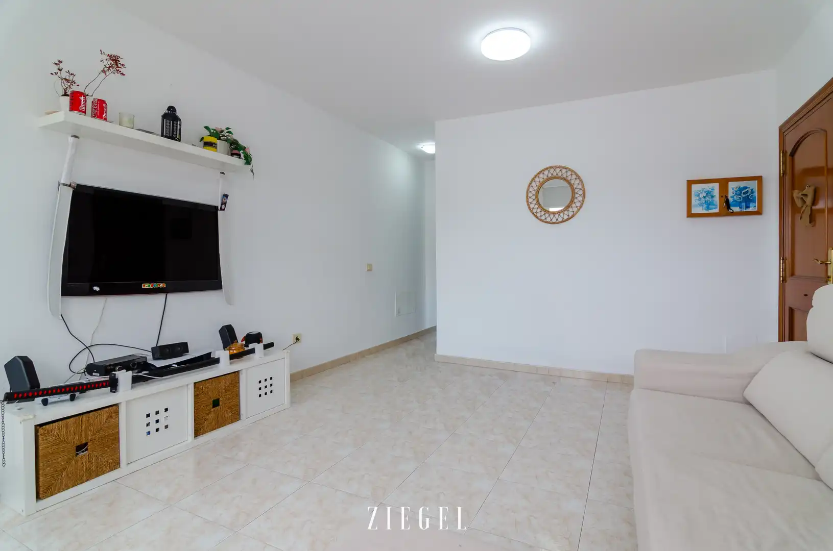 Living room of Flat for sale in Ingenio  with Furnished
