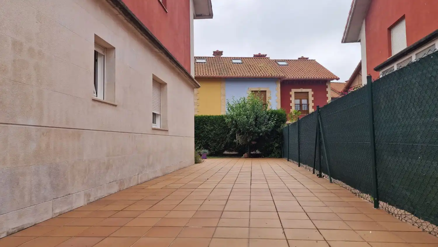 Vista exterior de Casa o xalet en venda en Piélagos amb Calefacció, Terrassa i Traster