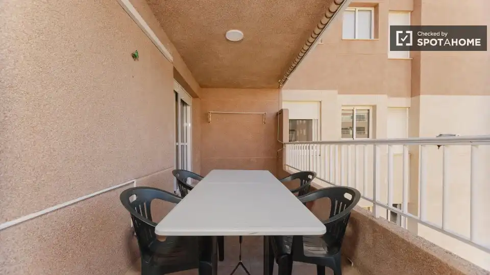 Habitació a Corinto - Almarda
