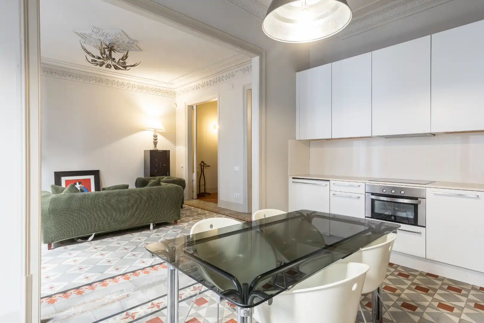 Sala de estar de Piso en venta en Barcelona con Calefacción, Terraza y Amueblado