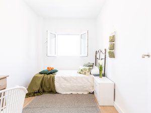 Bedroom of Flat for share in  Madrid Capital  with Air Conditioner, Heating and Parquet flooring