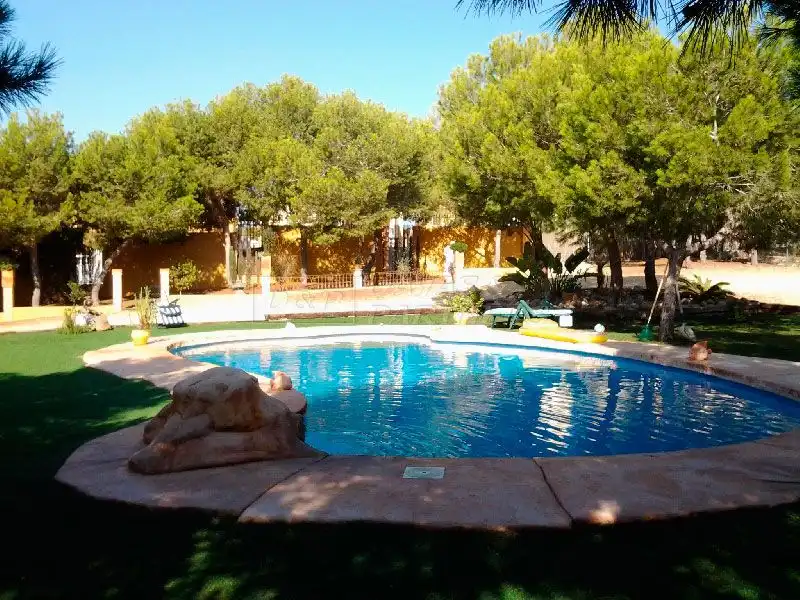 Piscina de Edifici en venda en Rojales