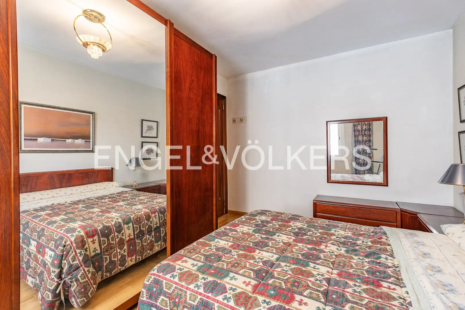 Dormitori de Àtic en venda en Cerdanyola del Vallès amb Calefacció, Parquet i Terrassa