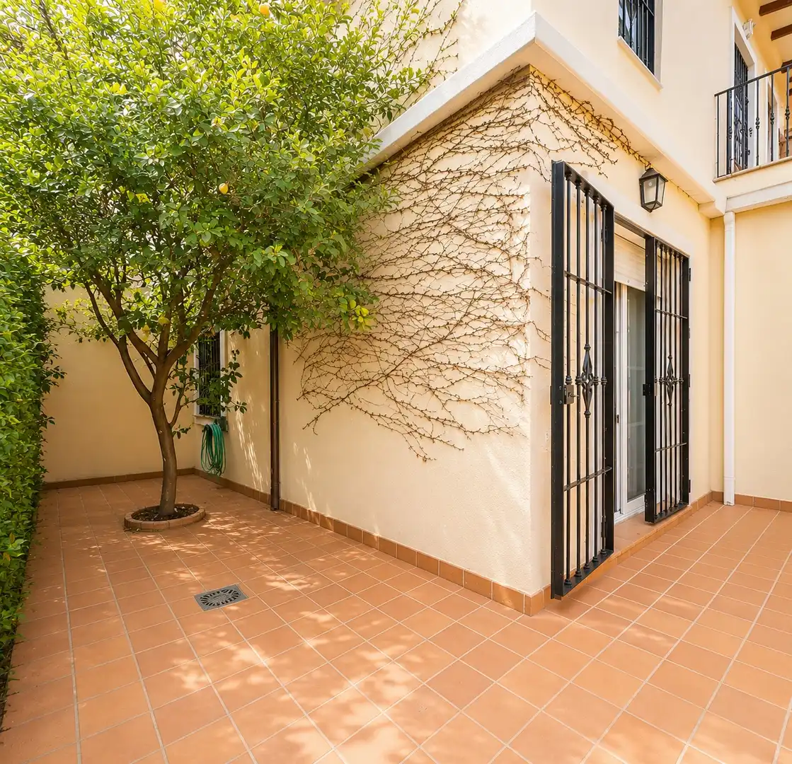 Exterior view of Houses for sale in Granada  with Heating, Private garden and Terrace