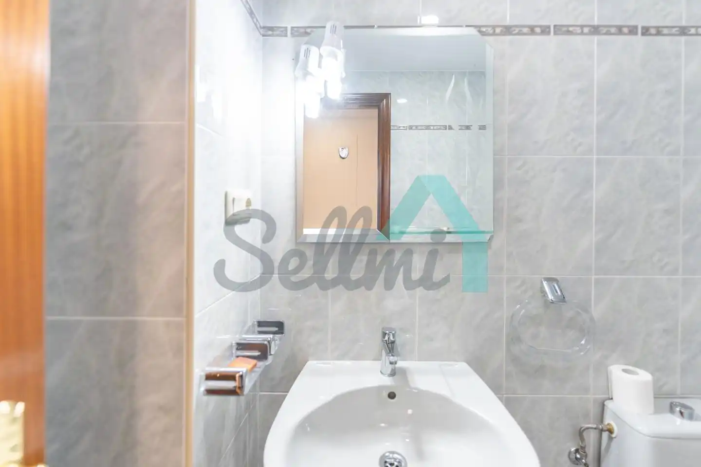 Badezimmer von Wohnung zum Verkauf in Oviedo  mit Heizung, Parkett und Terrasse