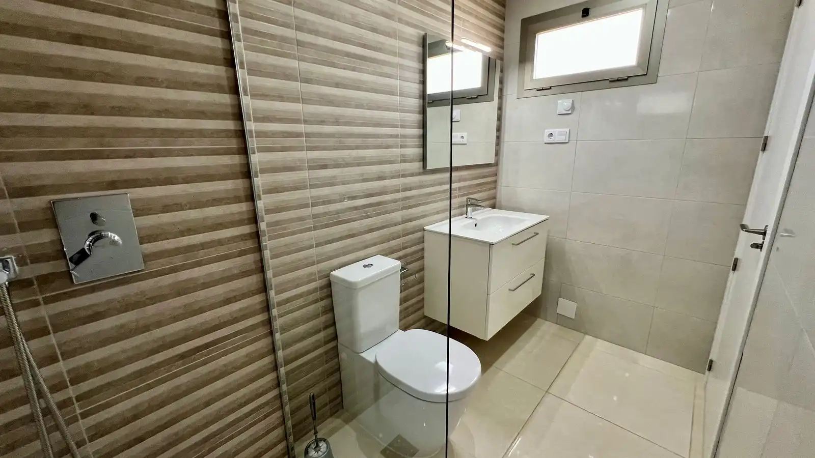 Apartamento con piscina en venta en N/A, imagen 19