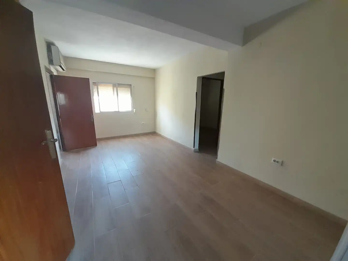 Flat for sale in PAU 2-600