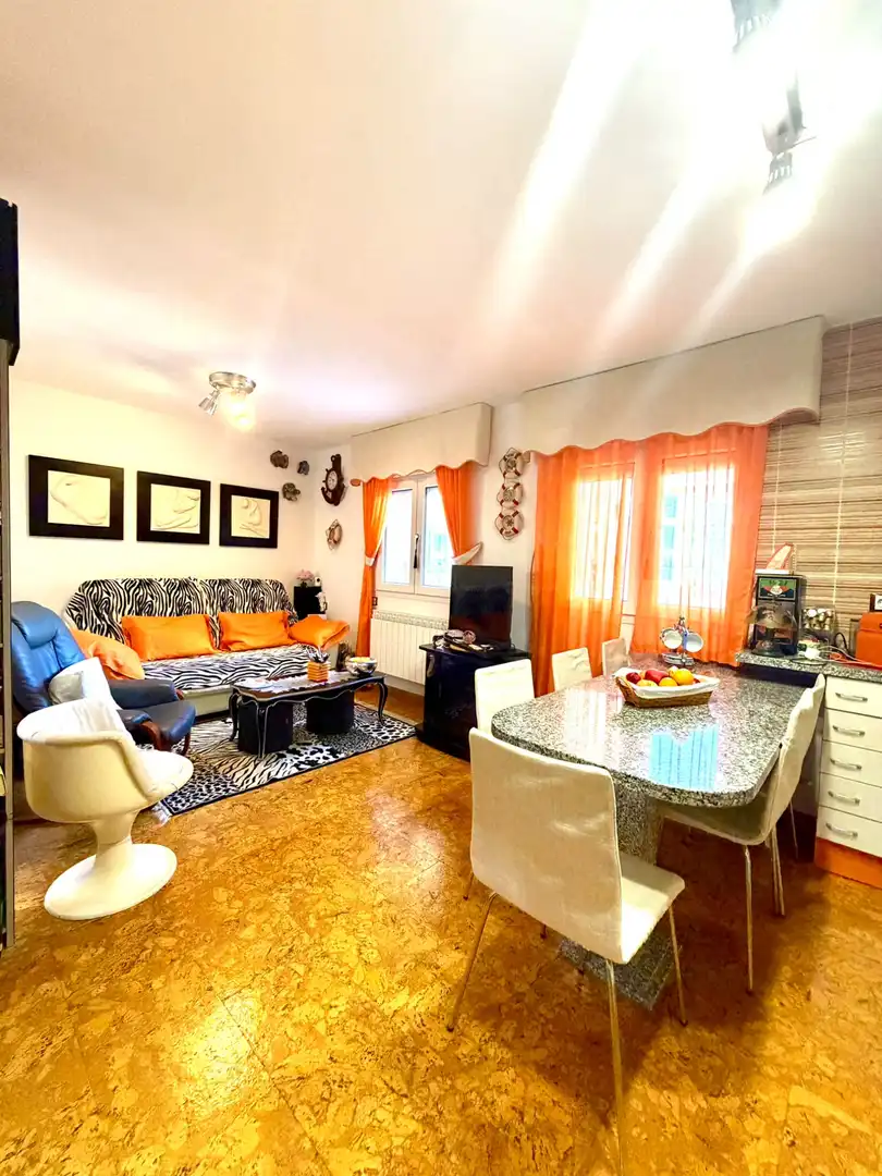 Wohnzimmer von Wohnung zum Verkauf in Gijón  mit Heizung