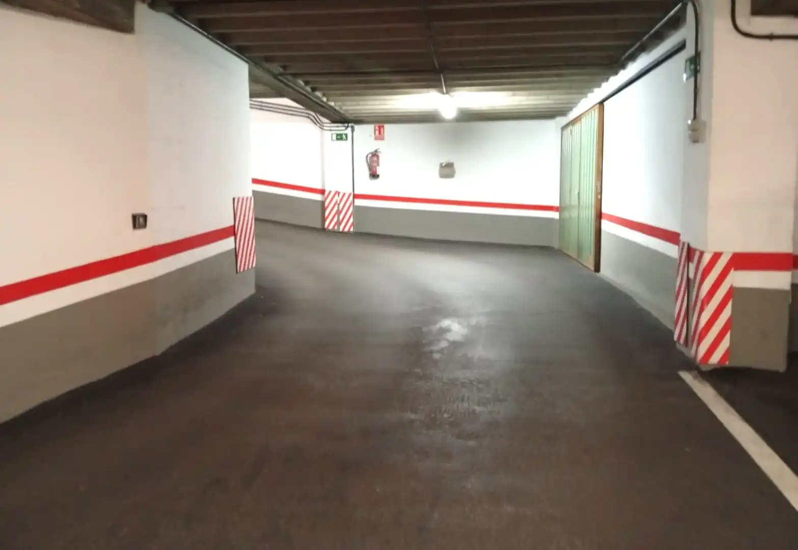 Parkplatz von Garage zum Verkauf in Oviedo 