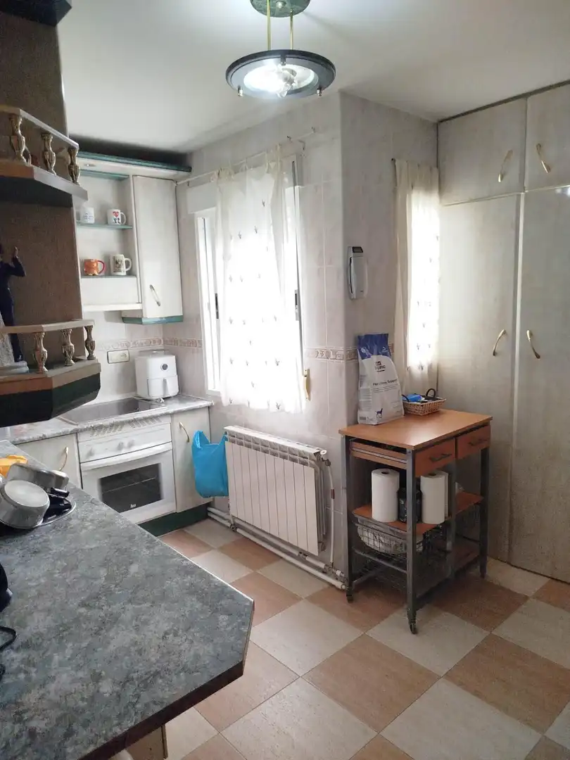 Cocina de Piso en venta en Torredelcampo con Calefacción y Trastero