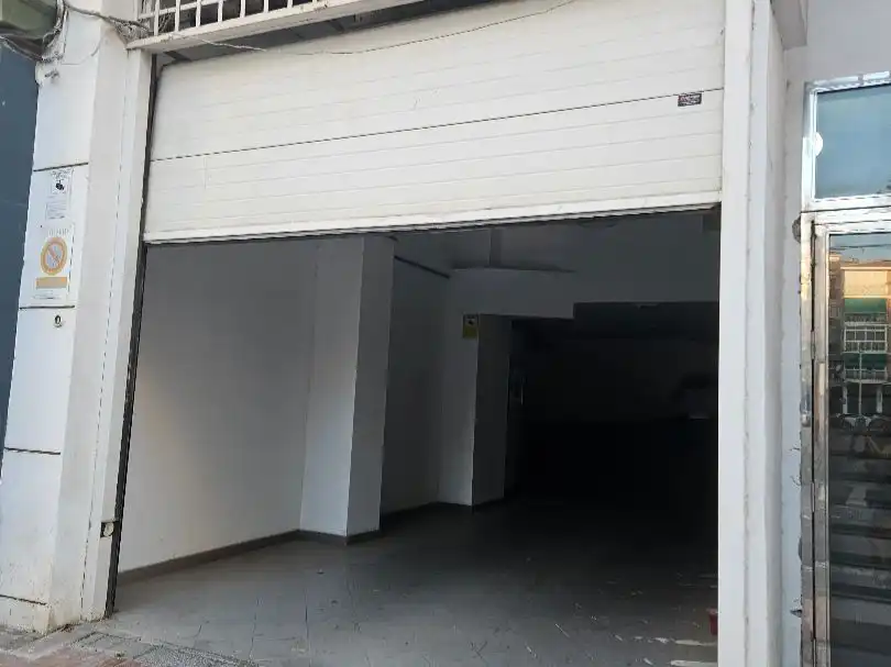 Aparcament de Pis en venda en Motril amb Aire condicionat i Balcó