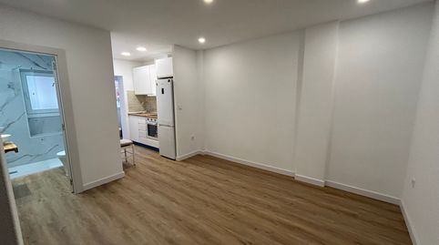 Foto 2 de Piso de alquiler en Ruiseñores, Zaragoza Capital