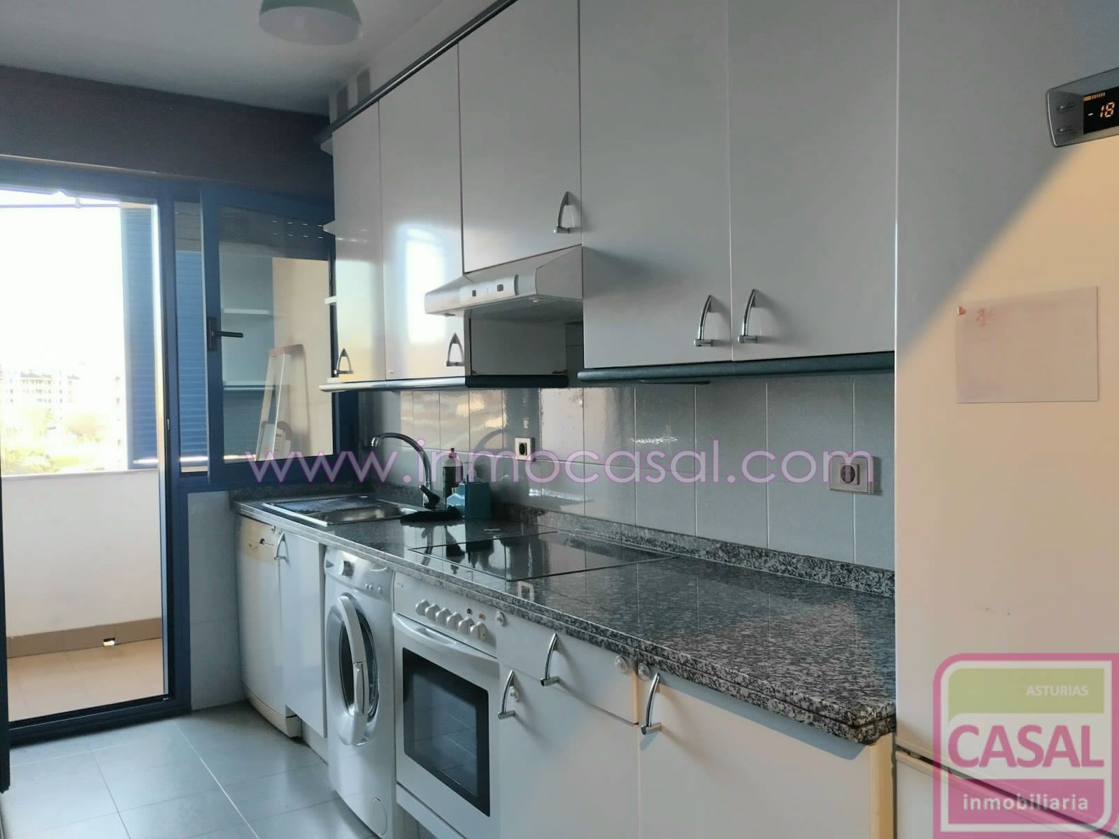 Kitchen of Flat for rent in Oviedo   with Heating, Terrace and Storage room