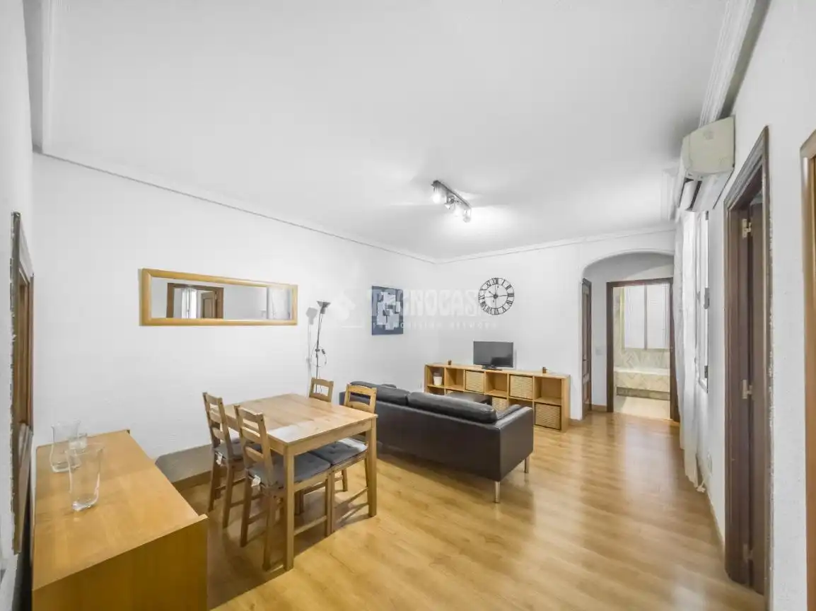 Piso en venta en Arapiles, Chamberí