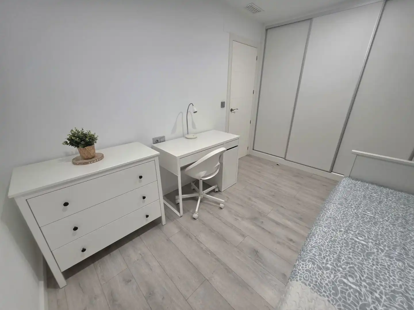 Bedroom of Flat for sale in Murcia  with Air Conditioner, Heating and Terrace