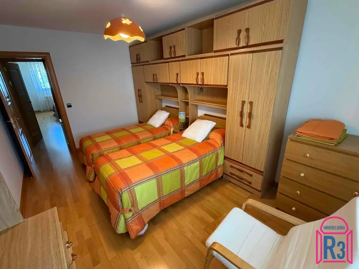 Habitación de Piso de alquiler en León Capital  con Calefacción, Terraza y Amueblado