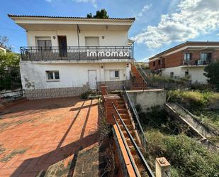 Vista exterior de Casa o xalet en venda en Piera amb Piscina