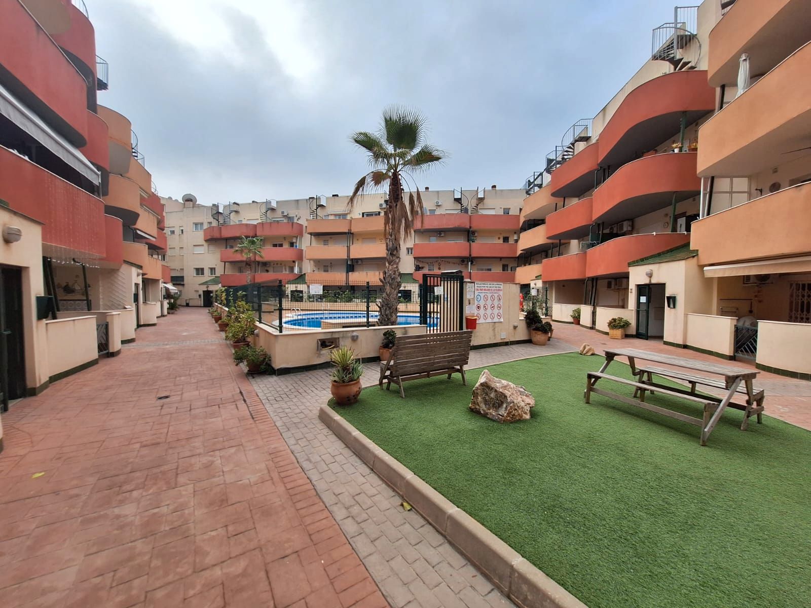 Exterior view of Flat to rent in Almoradí  with Air Conditioner, Storage room and Furnished