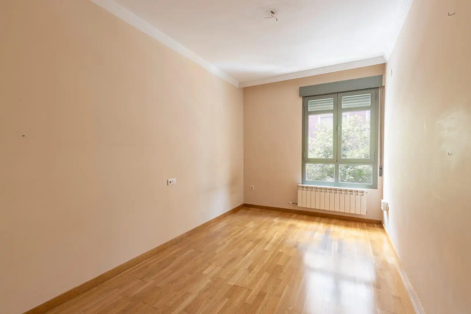 Bedroom of Flat for sale in Granada  with Air Conditioner and Heating