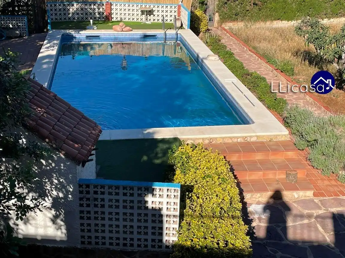 Piscina de Casa o xalet de lloguer en Olocau amb Calefacció, Jardí privat i Terrassa