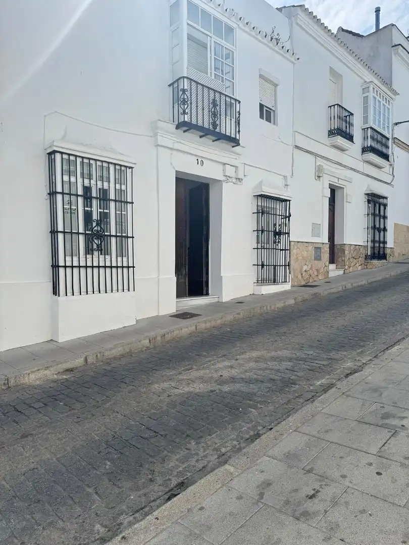 Casa con terraza en venta en Medina Sidonia, imagen 2