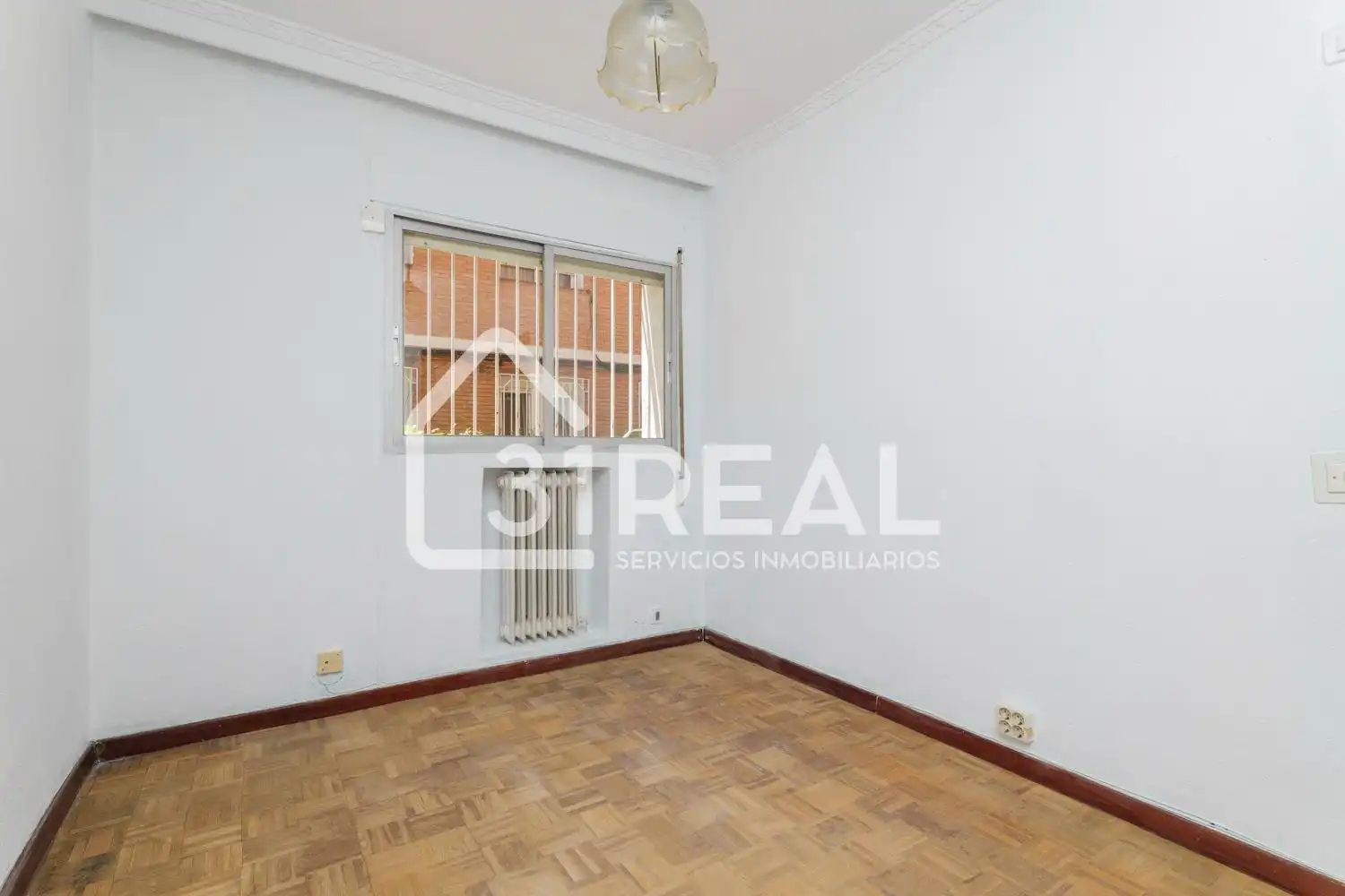 Habitación de Piso en venta en Madrid con Calefacción, Jardín privado y Parquet