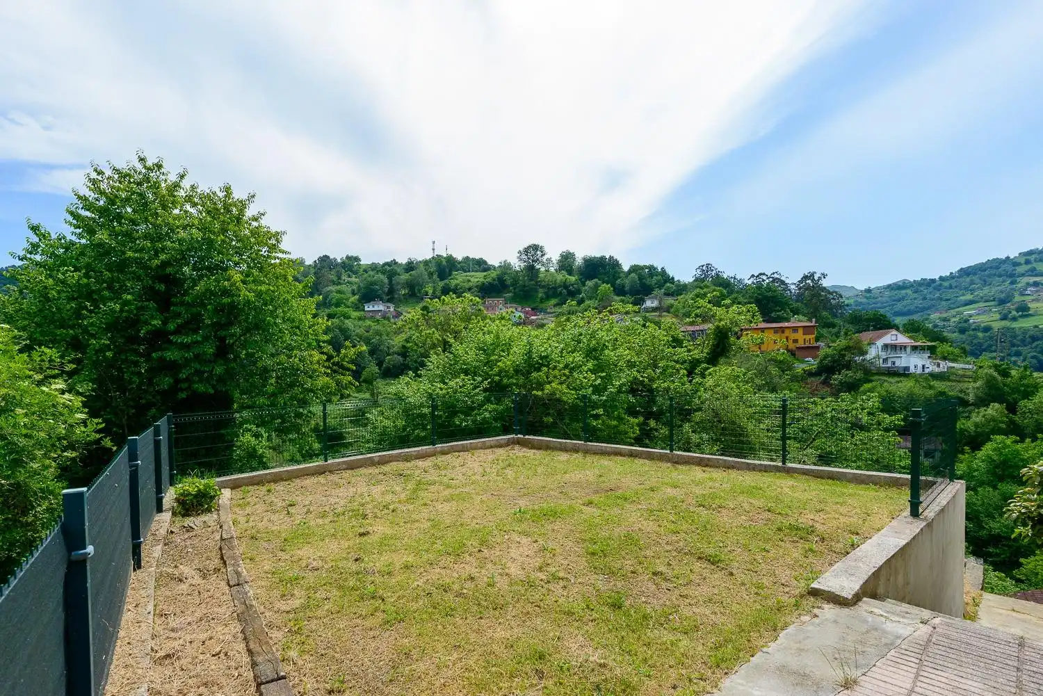 Casa o chalet en venta en Langreo con Aire acondicionado, Calefacción y Jardín privado
