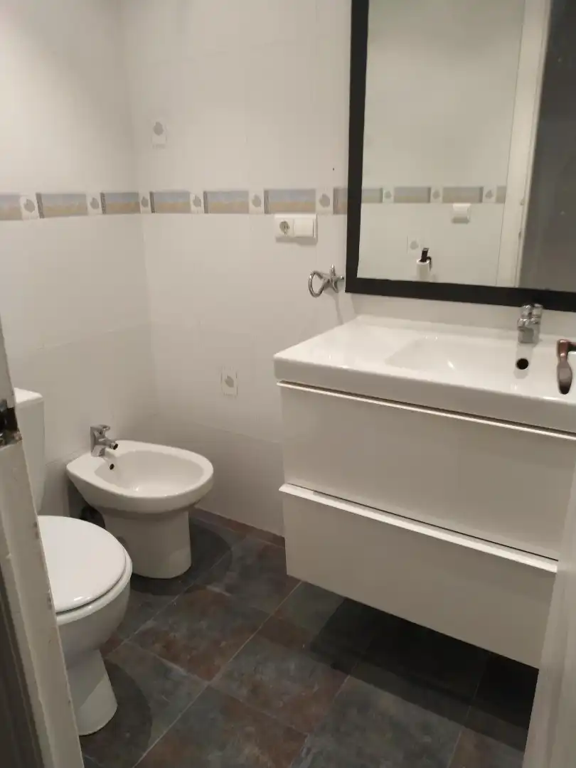 Baño de Piso en venta en Valencia con Amueblado y Horno
