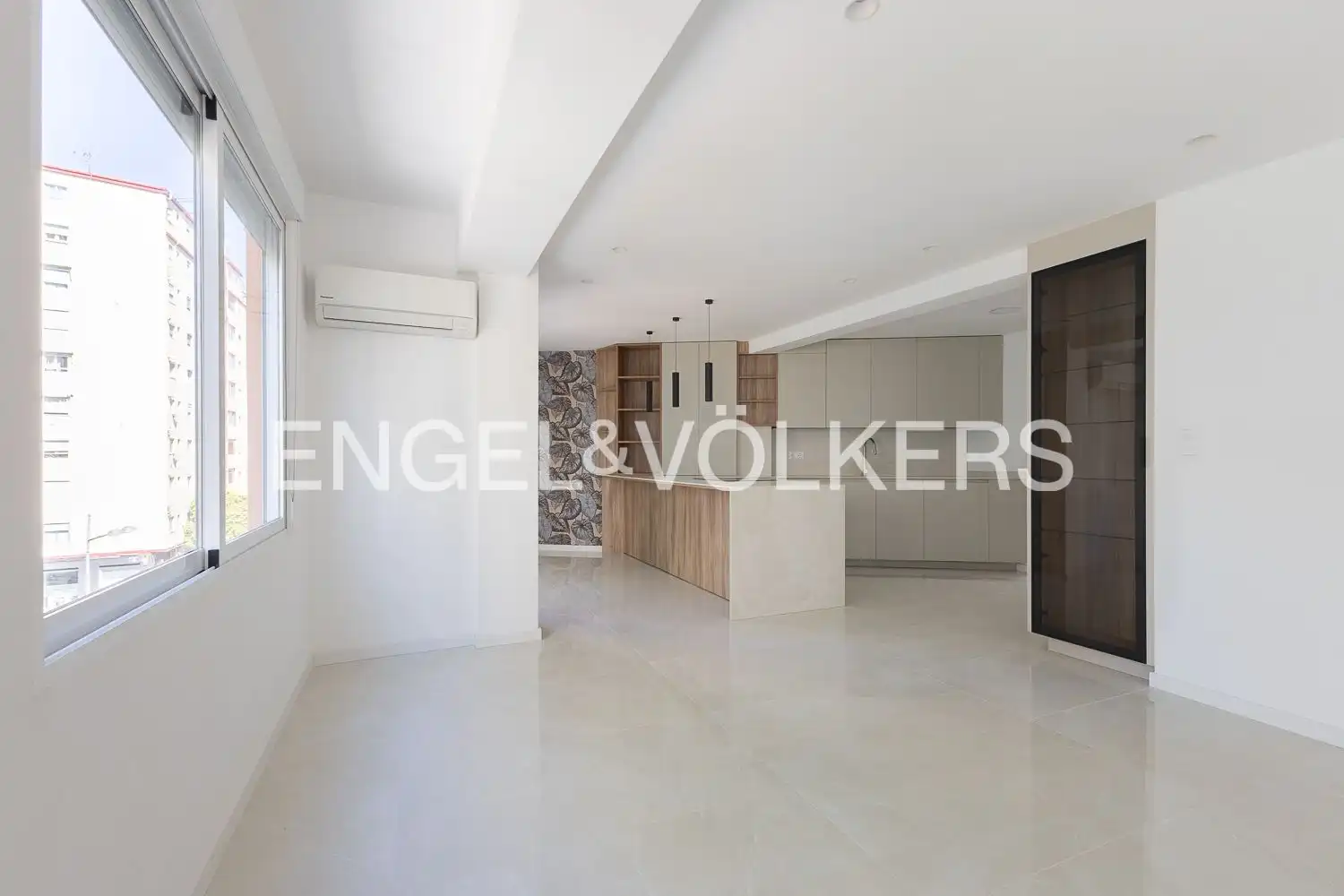 Sala de estar de Piso en venta en  Valencia Capital con Aire acondicionado, Calefacción y Balcón