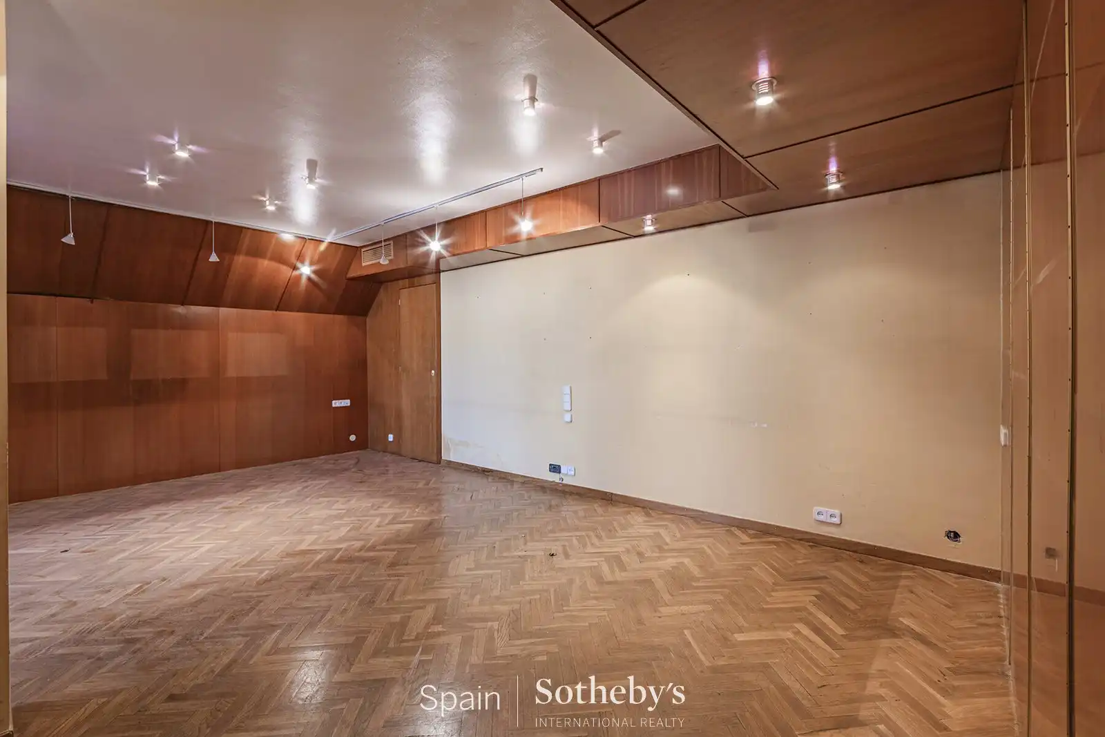Ático en venta en Barcelona con Aire acondicionado, Calefacción y Terraza
