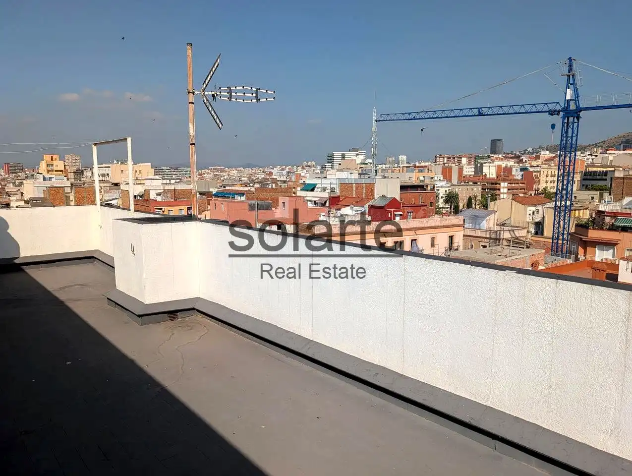 Terraza de Edificio en venta en L'Hospitalet de Llobregat