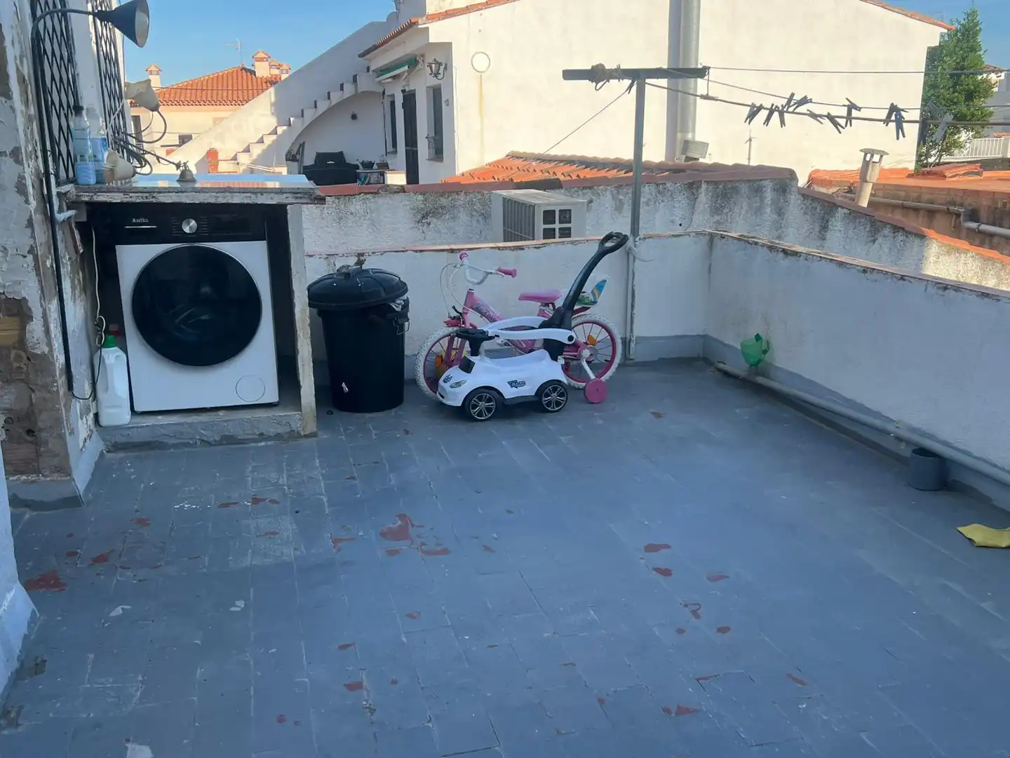 Parking de Local en venta en Mont-roig del Camp con Aire acondicionado, Terraza y Amueblado
