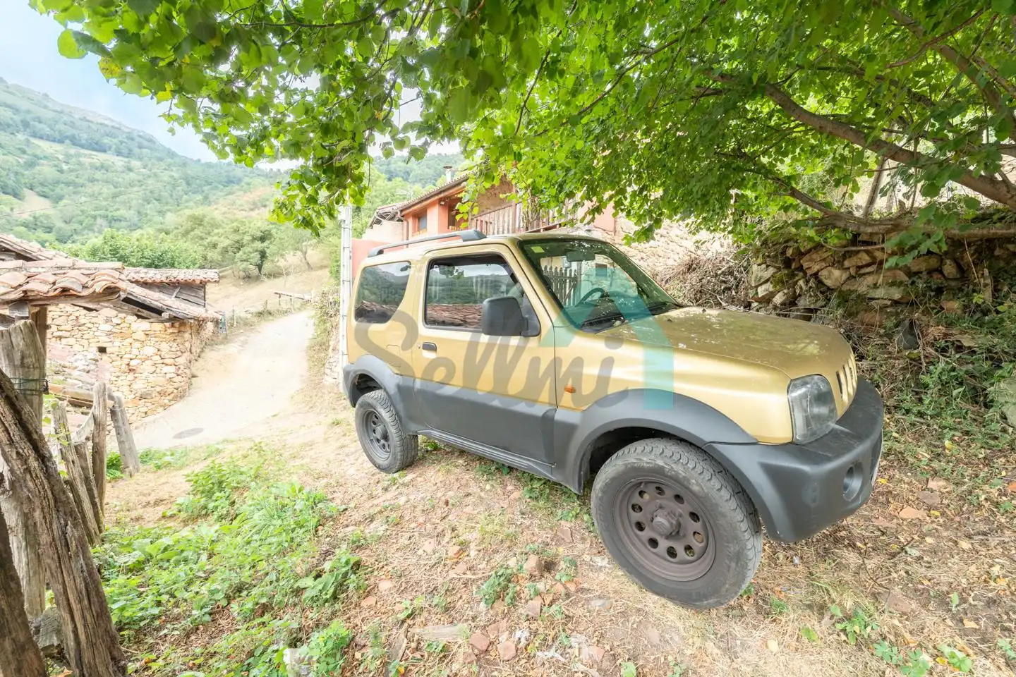 Einfamilien-Reihenhaus zum Verkauf in Lugar Bustiello, Proaza