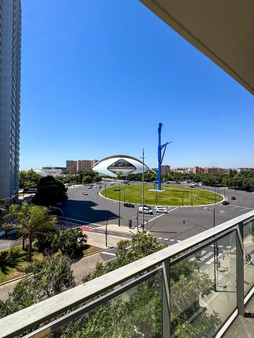 Außenansicht von Wohnung zum Verkauf in Valencia mit Klimaanlage, Abstellraum und Schwimmbad