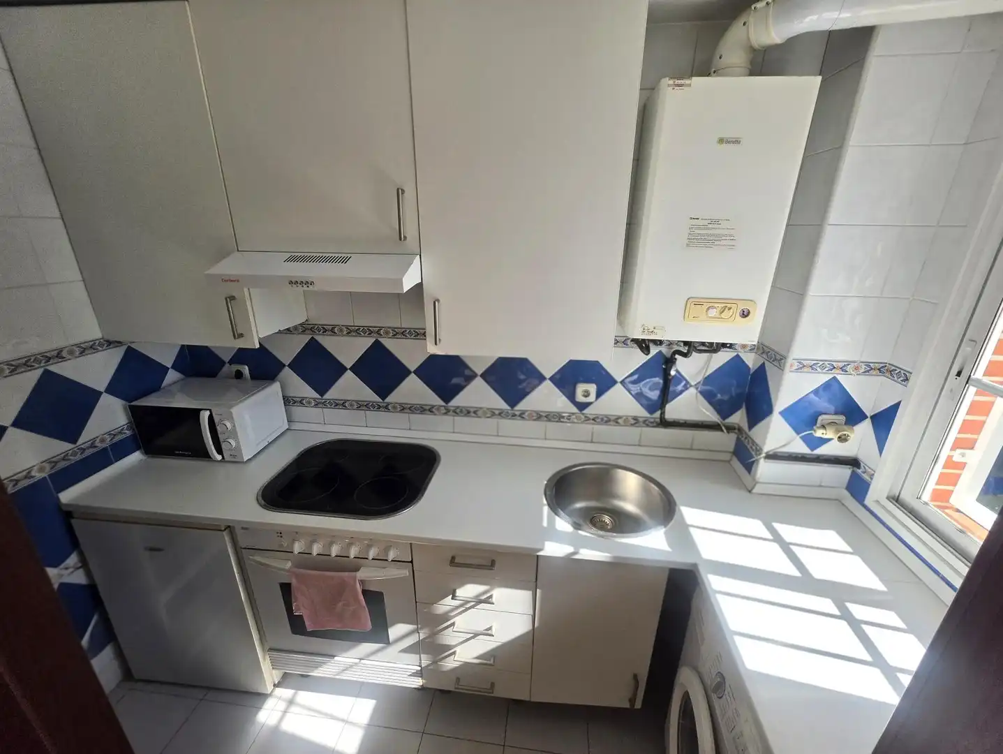 Cuina de Planta baixa en venda en Valdemoro amb Calefacció, Parquet i Terrassa