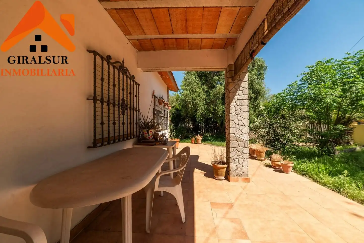 Terrassa de Casa o xalet en venda en Alcalá de Guadaira amb Aire condicionat, Jardí privat i Terrassa