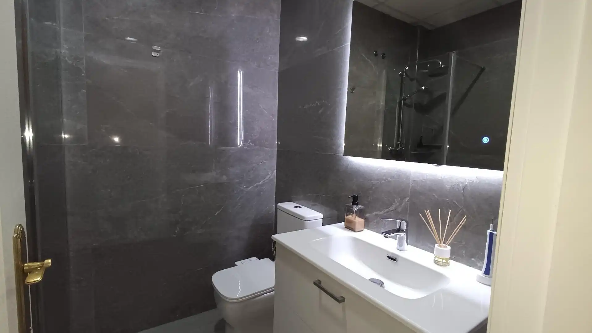 Badezimmer von Maisonette zum Verkauf in Córdoba