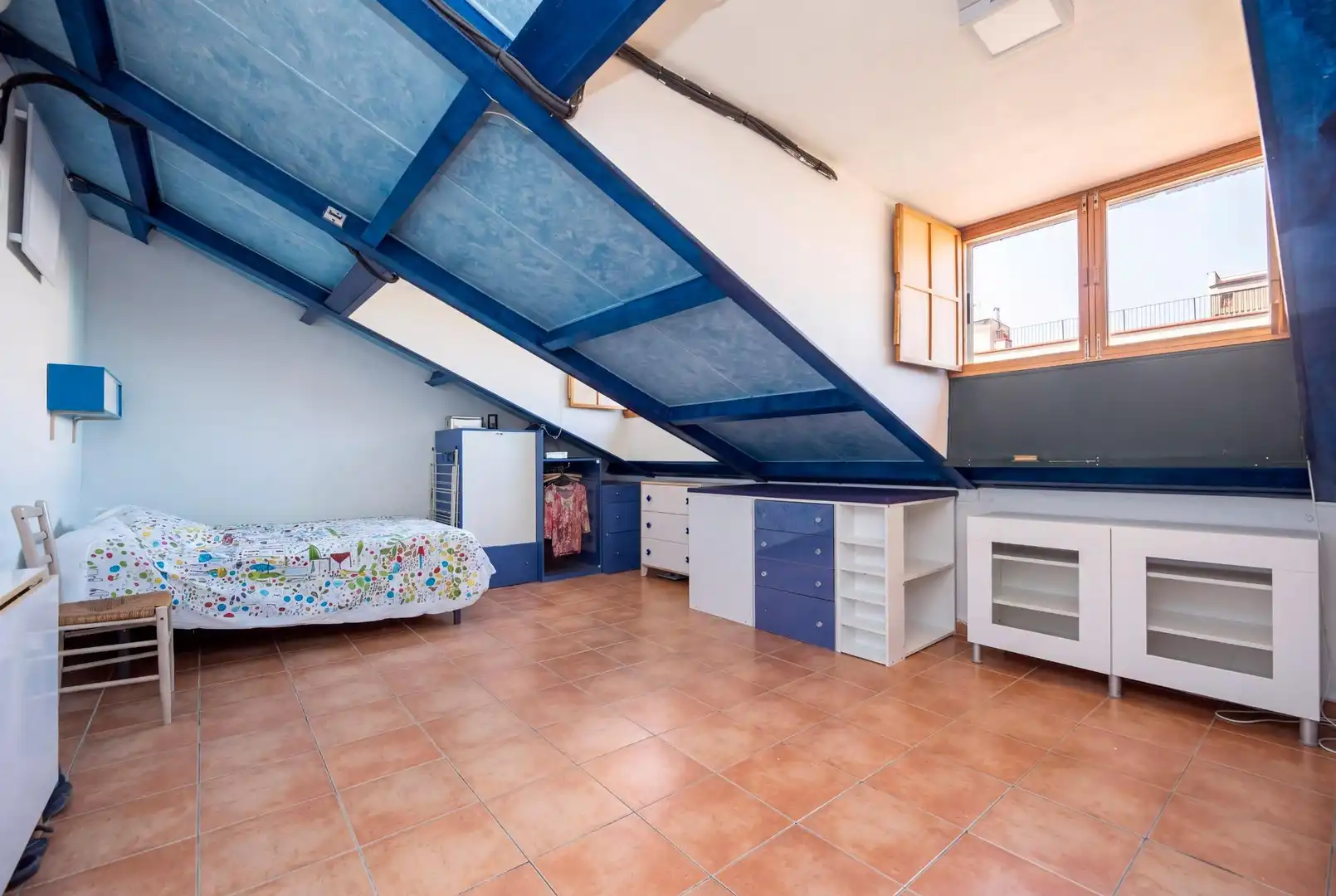 Apartments for rent in Madrid  with Air Conditioner, Heating and Furnished