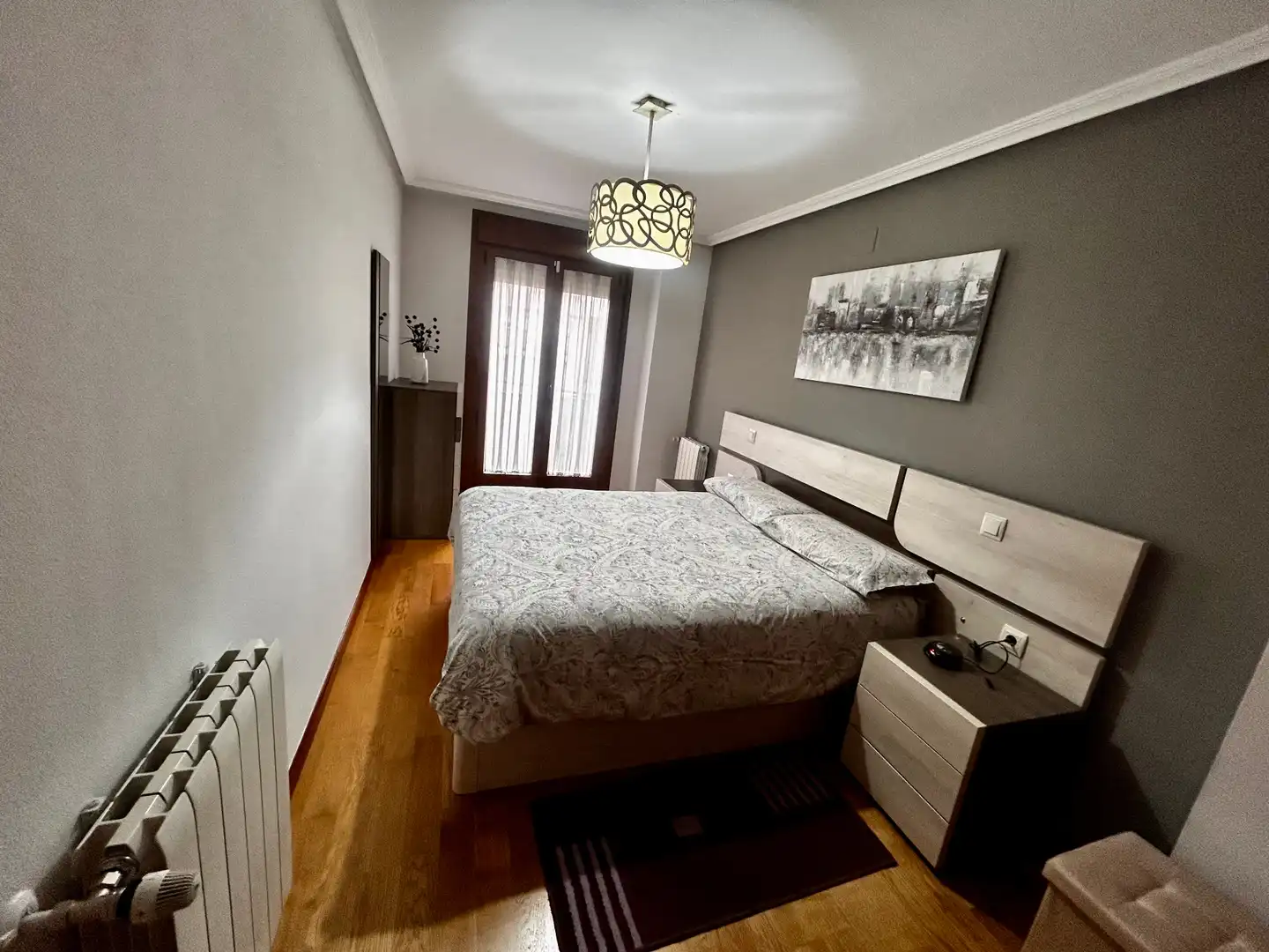 Dormitori de Pis en venda en Ávila amb Calefacció, Parquet i Moblat