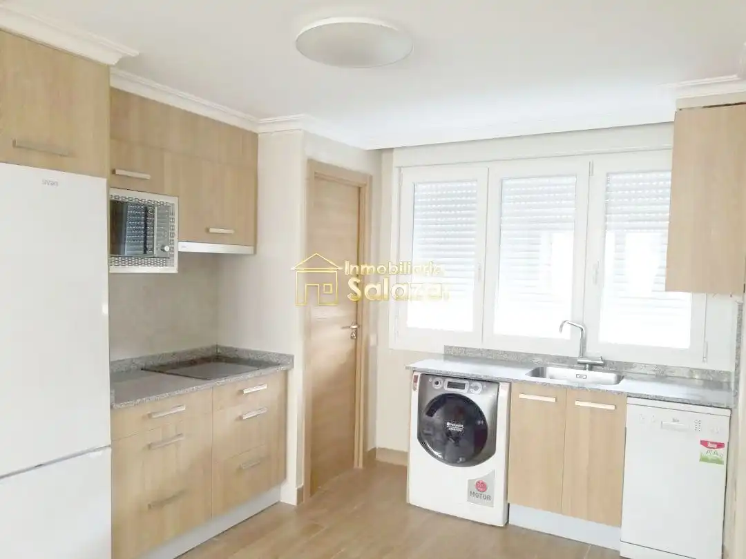 Cocina de Piso de alquiler en Bilbao  con Calefacción