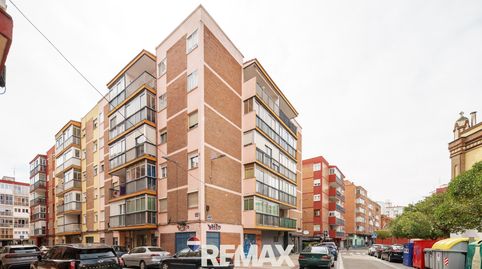 Foto 5 von Erdgeschoss zum Verkauf in Calle Artesanía, 2, Circular, Valladolid Capital