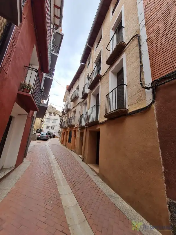 Casa con terraza en venta en Cervera del Río Alhama, imagen 3