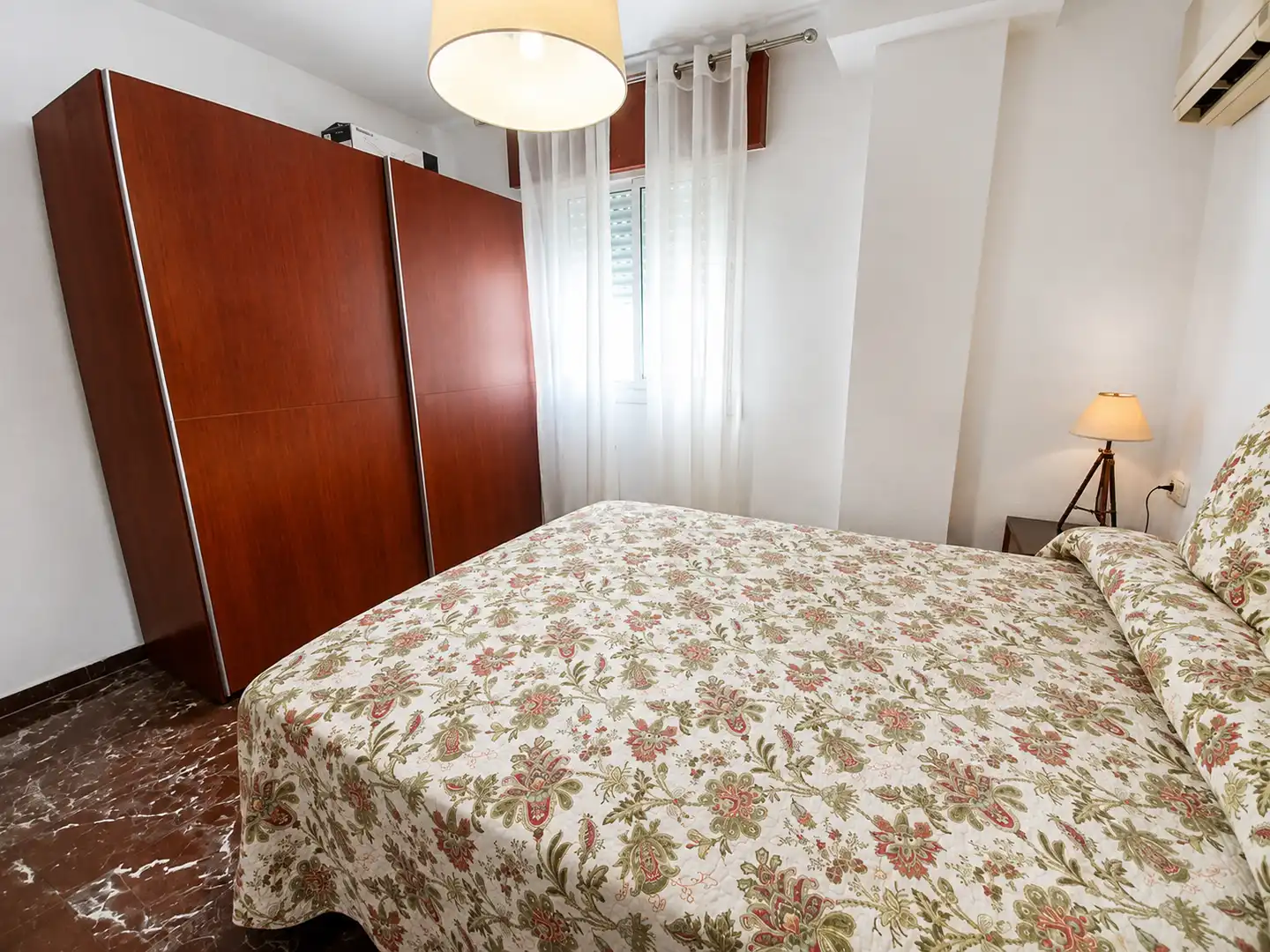 Bedroom of Flat for rent in Úbeda  with Air Conditioner, Furnished and Oven