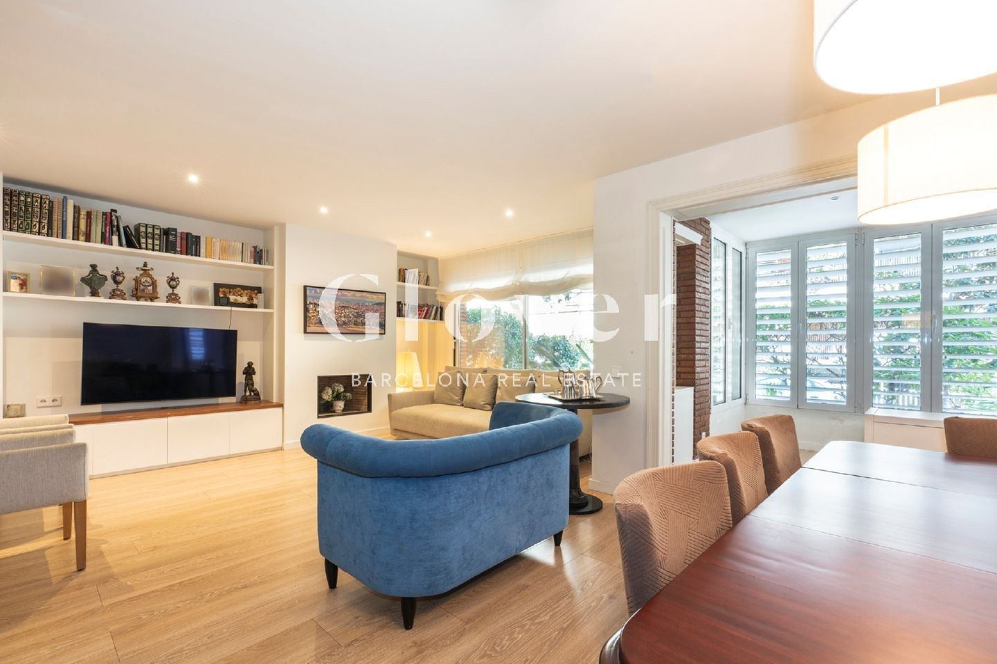 Vista exterior de Pis en venda en  Barcelona Capital amb Aire condicionat, Calefacció i Traster