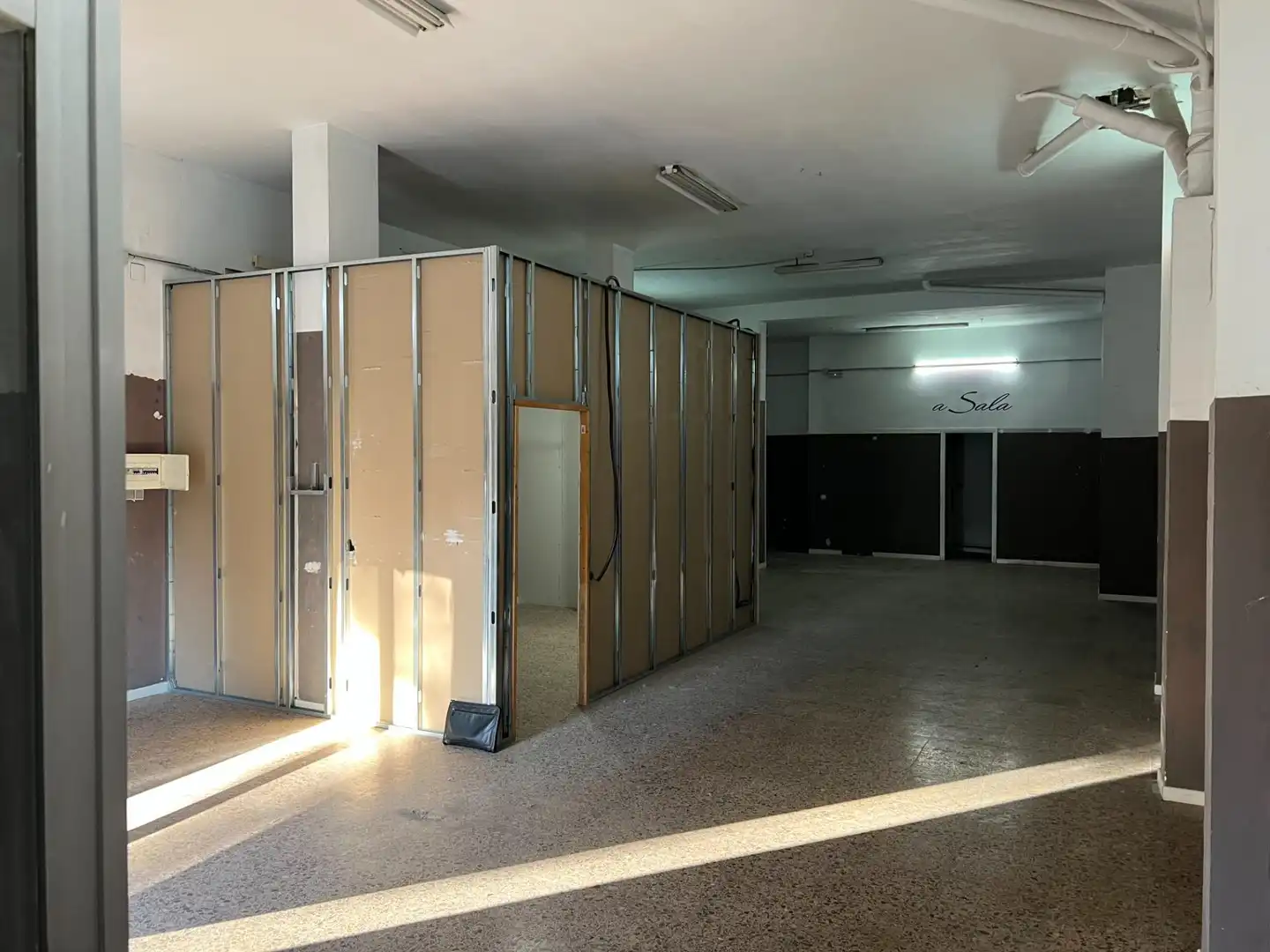 Local commercial à louer à Centre - Eixample – Can Llobet, imagen 3