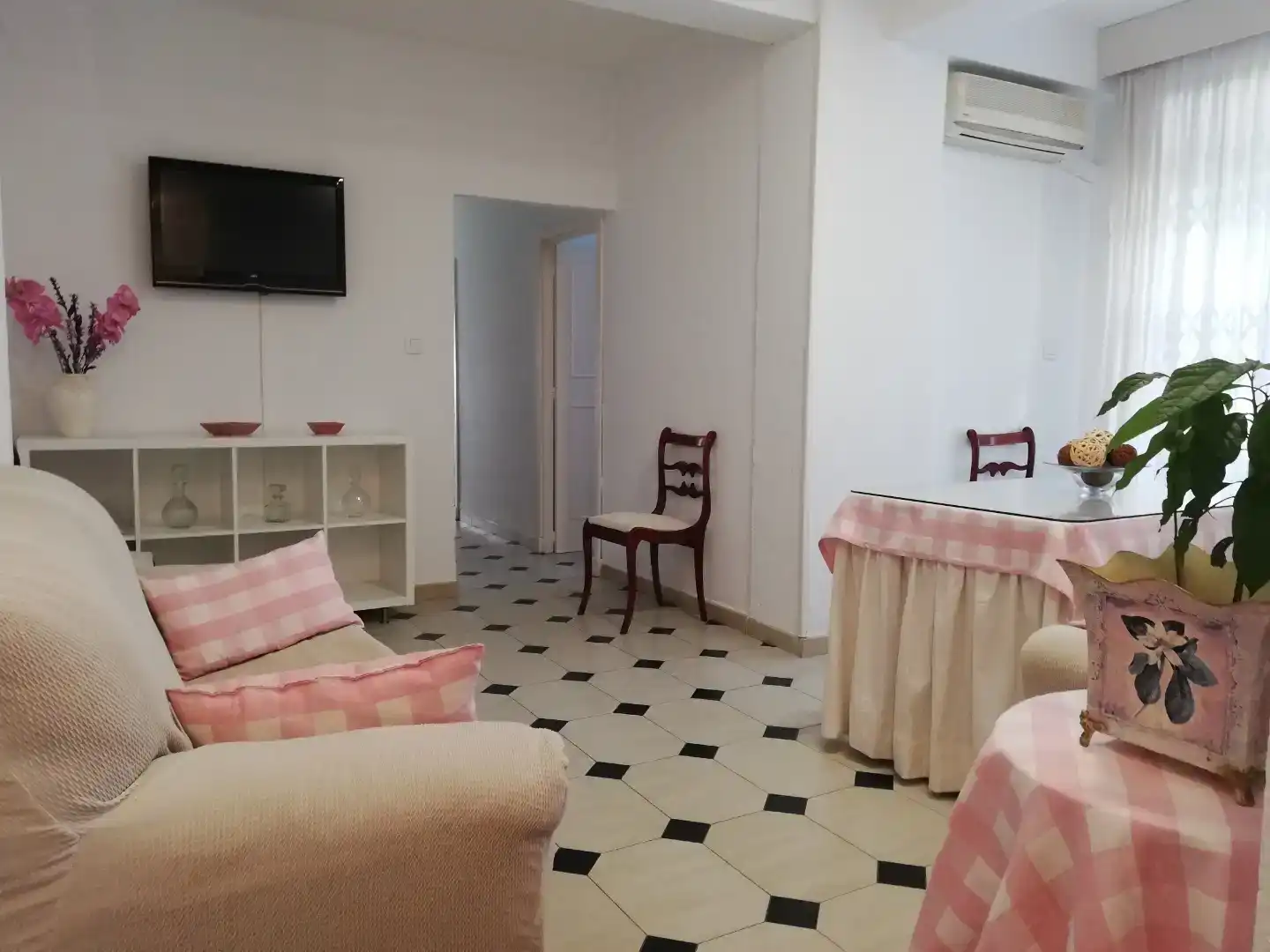 Wohnzimmer von Wohnung zur Miete in El Retiro - Parque Atlántico - Ronda este
