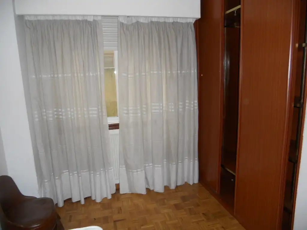 Habitación de Piso de alquiler en Ames con Calefacción, Trastero y Amueblado